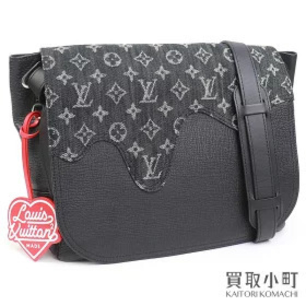 Louis Vuitton Buzas Tokyo Drip LV Denim Black Messenger Bag NIGO Crossbody